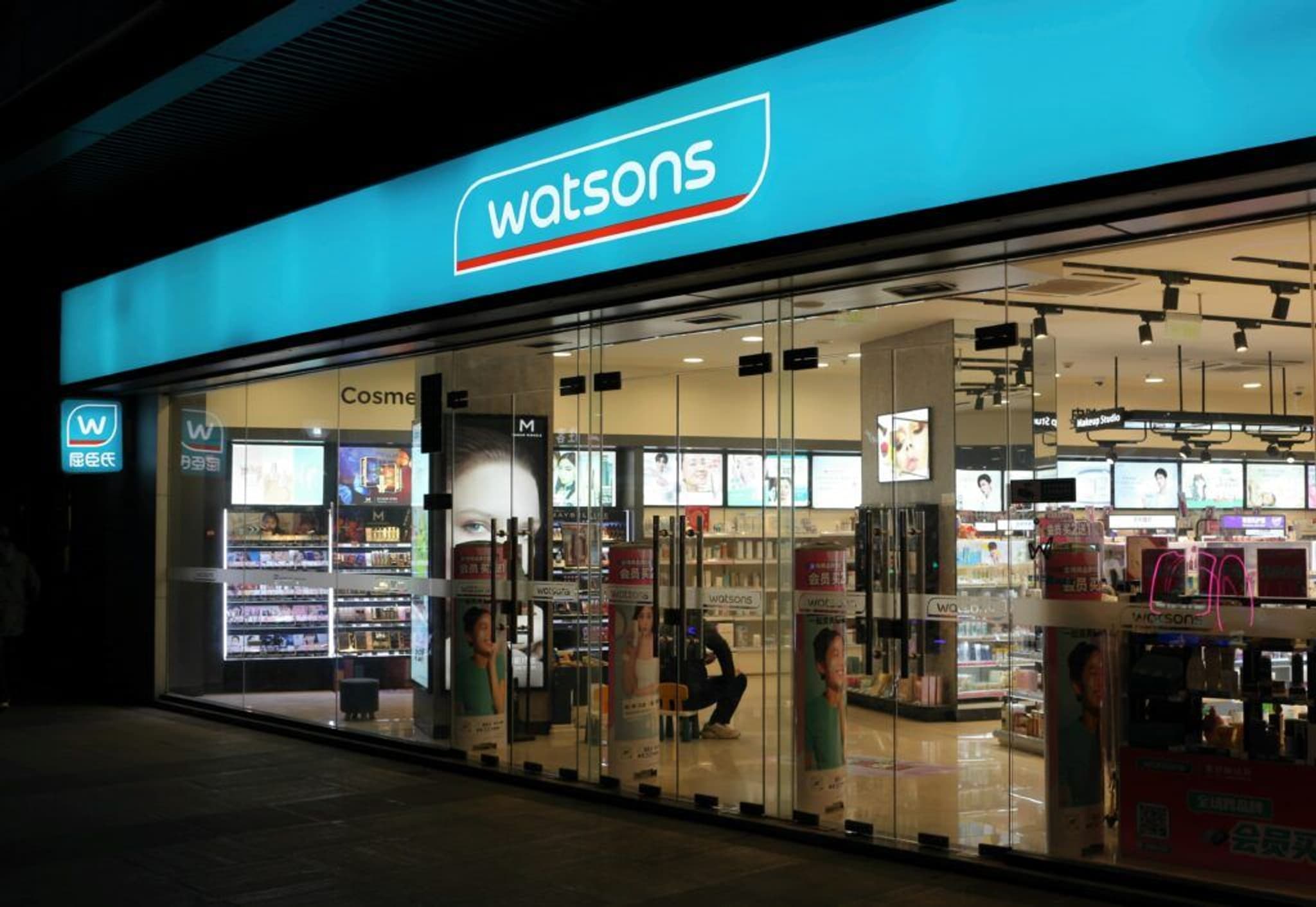 Watsons-Vietnam-1024x706.jpg
